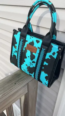 Turqoise 🐮 Tote #falldealsforyou #creatorsearchinsights 