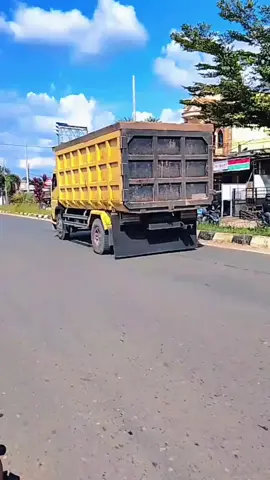 terpantau #fyp #viralvideo #trukkalimantanstyle #pangkalanbanteng24jam 