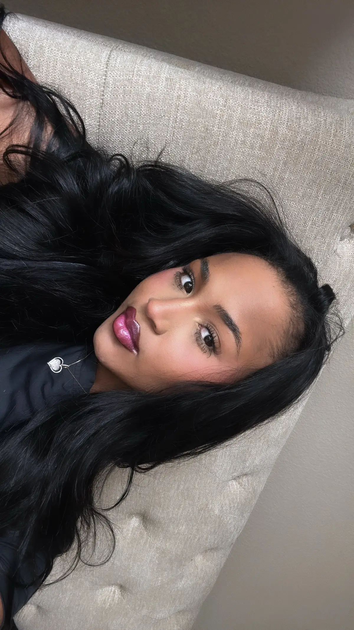 Superfood by @🇺🇸MADEBYMITCHELL🇺🇸 & I usually don’t even go for this color 😩 #lipcombo #blackgirlmakeup #everydaymakeup #madebymitchell #lipcombos 