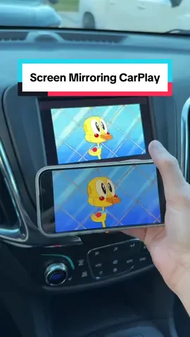You can finally screen mirror in the car! #carplayadapter #screenmirrorring #wirelesscarplay #caradapter #carhacks 