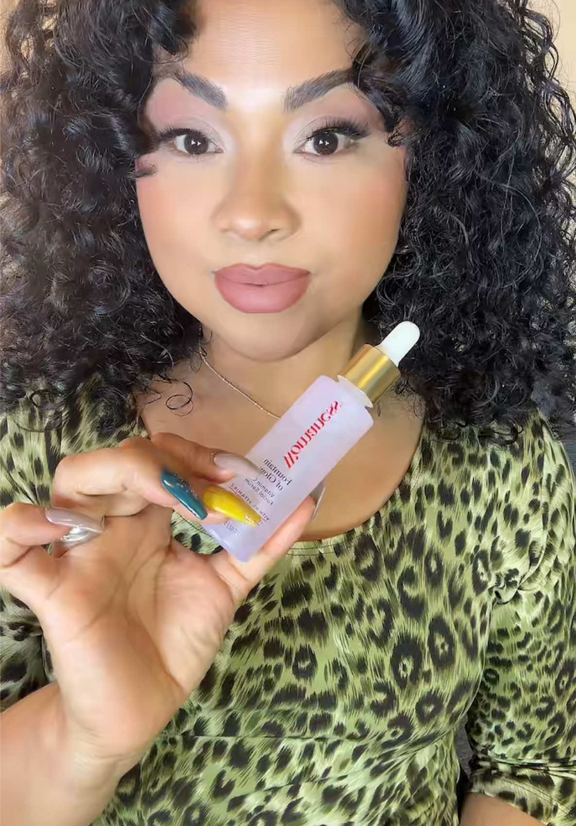 Piel luminosa 💫 entonces tenés que probar este ser porque deja la piel muy hermosa, aquí te dejó el botoncito anaranjado, dale clic para que provees de cero que se te gustará  ##creatorsearchinsights##ugc##review##skincare