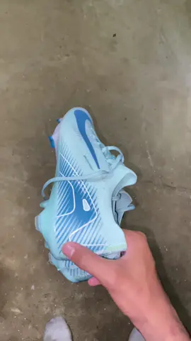 Air zoom 🩵 #nikearizoom #blue #fyp #2025 #football 