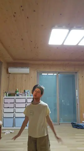 # 댄스갈때 입고갈 바지