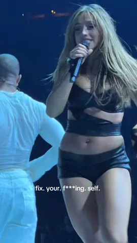 TIT FOR TAT #tatemcrae #soclosetowhat #misspossessivetour @tate mcrae @t8 hq 