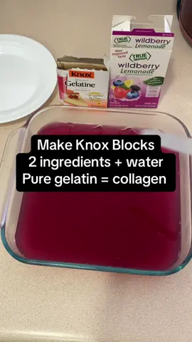 Making the popular Knox blocks collagen packed gelatin squares flavored with a sugar free flavor for a super healthy collagen snack! Yum these gelatin squares are easy to make and use pure gelatin as the base. #gelatin #collagen 