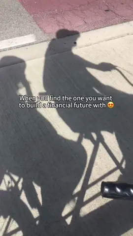 There’s nothing more beautiful than living life in financial tandem with someone on the same page as you. #financialplan #marriage #couplesfinance #couplesfinances #northwesternmutual