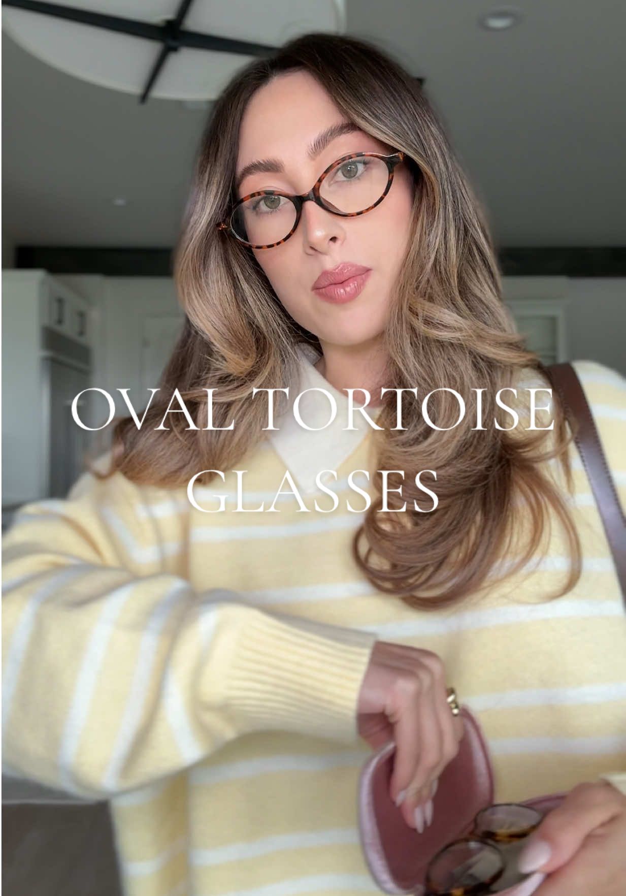 Replying to @Gina loves the cutest glasses. I get loads of compliments on these 🤍 #tiktokshopcreatorpicks #ovalglasses #glasses #OOTD #oval 