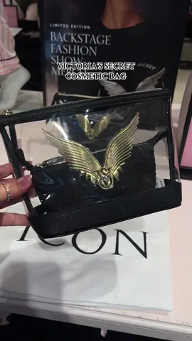 Get a cosmetic bag with any $85+ purchase. it pairs perfectly with the Fashion Show tote! #victoriassecret #victoriassecretsale #victoriassecretfashionshow #cosmeticbag 