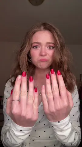 POLKA DOT NAILS POLKA DOT NAILS