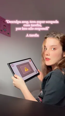 eu sou assim com meus amigos, falo que sumi por estar ocupada mas na verdade estava jogando rsrs jogo: Find Sort Match (disponível para IOS e Android 💞) @Find.Sort.Match - Mobile Game  . . . #gametime #pov #meme #humor #cozygame 