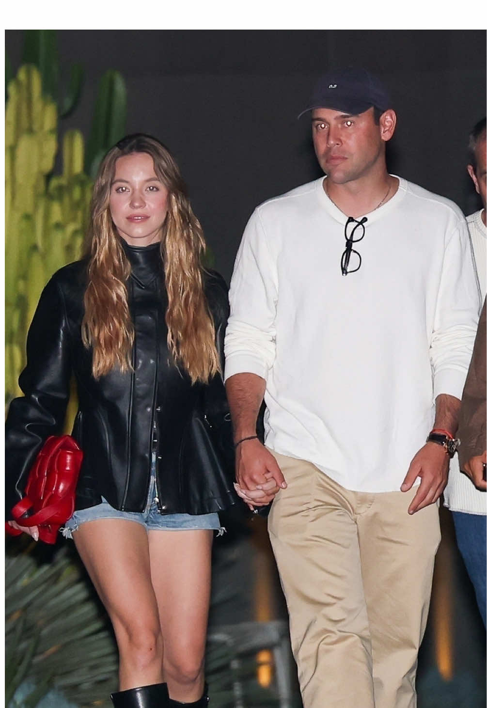 We all had a Sydney Sweeney in high school  (📸 BACKGRID)