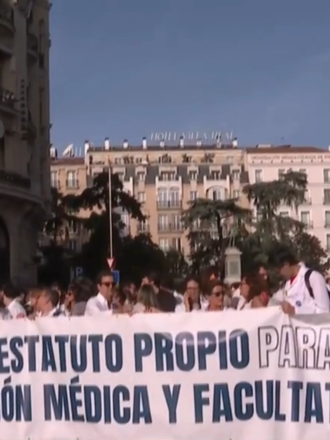 Huelga de médicos en toda España: reclaman un Estatuto propio, medidas de conciliación o que las guardias sean voluntarias y estén mejor remuneradas #noticiascuatro #noticiastiktok #noticias #news