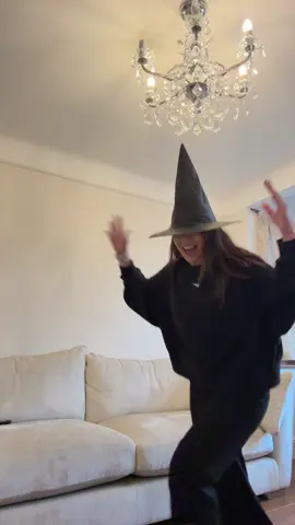 Because on October 3rd, we dance 💃🧙🏼‍♀️ … 49 days until Wicked Part 2! #Wicked #Dance #foru #wickedforgood 