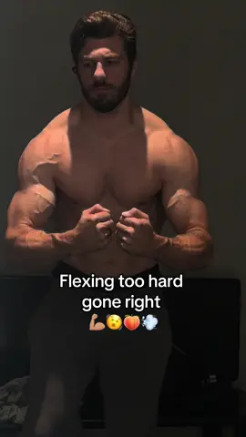 Flexing too hard gone right     💪🏽🫨🍑💨 #fartsarefunny #pump #funny #relatable #gymmotivation 
