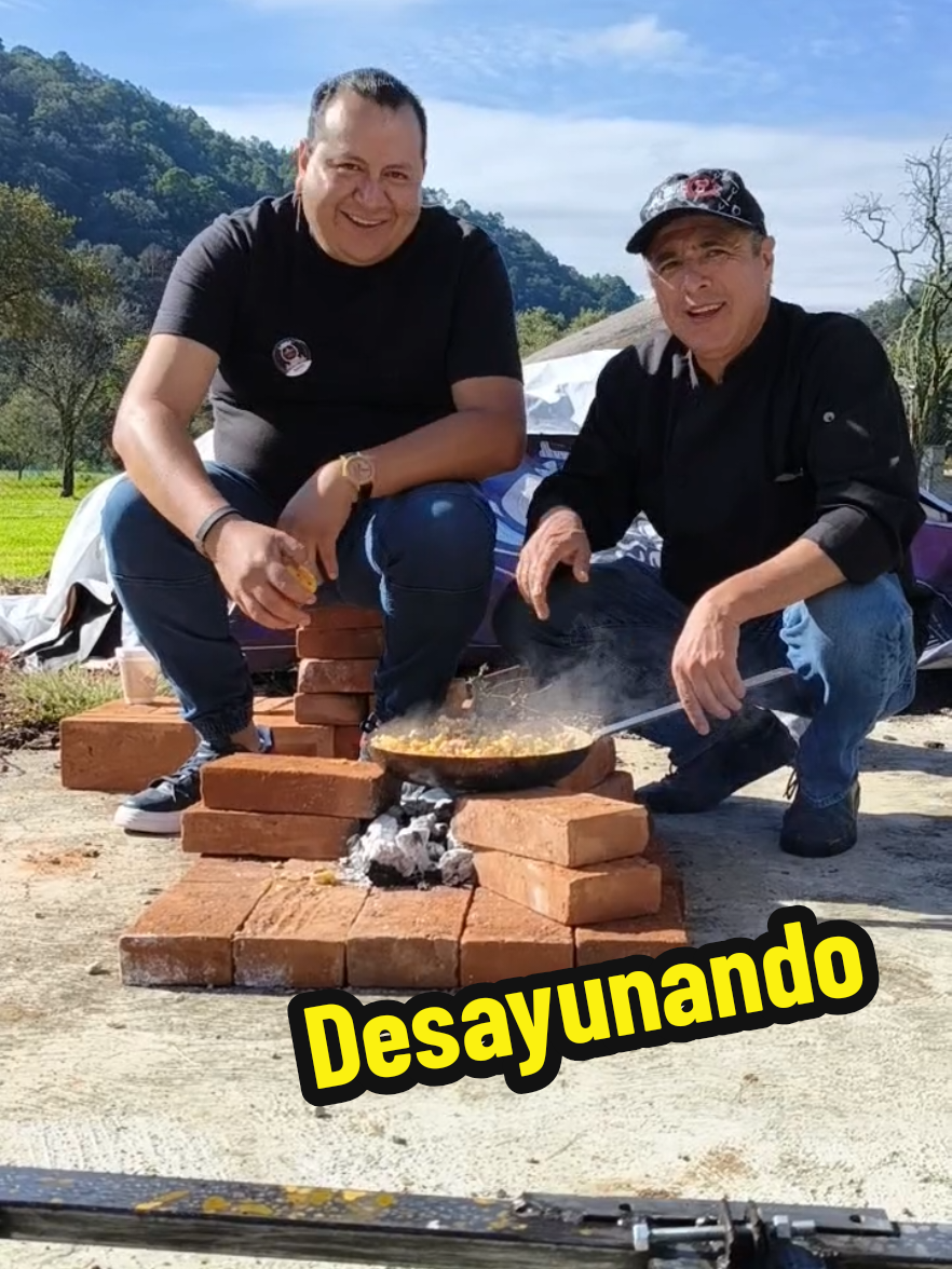 ✨ Un desayuno para seguir preparando el gran evento de asado de Búfalo... 😋