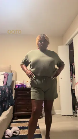 OOTD I gotta have confidence 😊 inspired to do this by @Charlie Henry  💜   #OOTD #contentcreator #fypage #loveyourself 