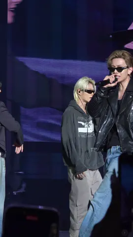 คนที่หล่อและขี้เก๊กนี้เป็นของคุณนะ 🫠 #WALKTHELINE_IN_SINGAPORE  #ENHYPEN #heeseung #fypシ゚ 