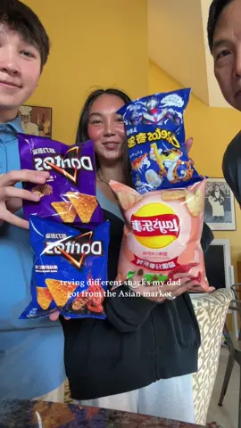 Hehe this was fun🤭 @Doritos @Chester Cheetah @lays #tastetest #foodreview #snack #ratingfood 