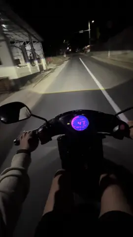 paling enak keliling malam malam sendiri motoran