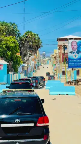 Madaxweynaha JFS🇸🇴 “Anaa iska reebay Baabuur cabdi bile ah” #heromozcab #presidentofsomalia🇸🇴 #hassansheikhmohamud #villasomalia🇸🇴 #dalxoreeye #somalitiktok #2025 #ciyaalxamar 