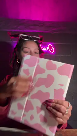 ASMR unboxing 💗 #kingclairvoyant #fyp #unboxing #asmr 