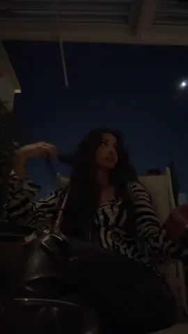 👁️👄👁️