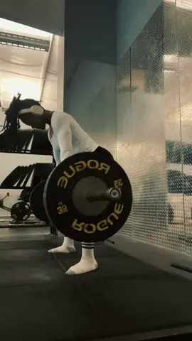 #CapCut #Fitness #bodybuilding #glutesandquads #trainer 