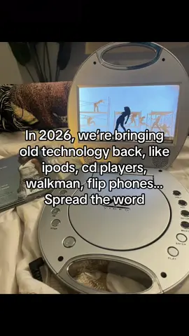 #fyp #viral #2000s #ipod #apple 