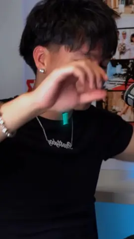 Crazy shoes on Dark Web TikTok 😱 #jumpersjump #podcast #fyp #mystery #scary 