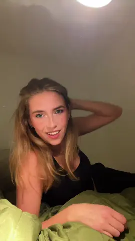 Might delete later🤪 #sabrinacarpenter #tears #transition #wlw #mansbestfriend 