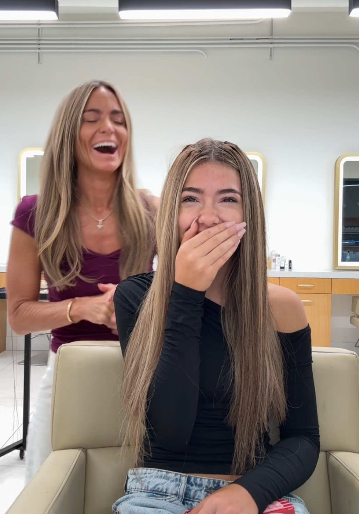 @??? Brunette? Coming soon! 🤗🤭 Book now at Habitsalon.com @hairbyjessr @Venice✨ @katemariehair @Lily<3 Get all our formulas & more! Habiteducation.com @Habit Education @Habitsalon 