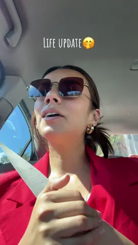 yyyy en este primer episodio de #LifeUpdate con #AloAloPR hablamos deeee mi internado, mi proyecto nuevooo y mi primer PR PACKAGEEE. no se por cual de las 3 cosas estoy gritando más duro jajajaj🤭😂 