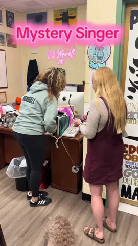 Happy Friday!! #mystery singer 