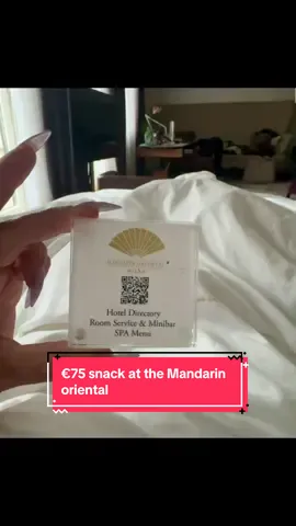 I wasn’t really hungry so I an appetizer and a pasta but look at how small the portion was. I’m not complaining because it was delicious all of this for €75 which is equivalent to about $90. #mandarinoriental #milano #roomservice#lemonpasta #luxury