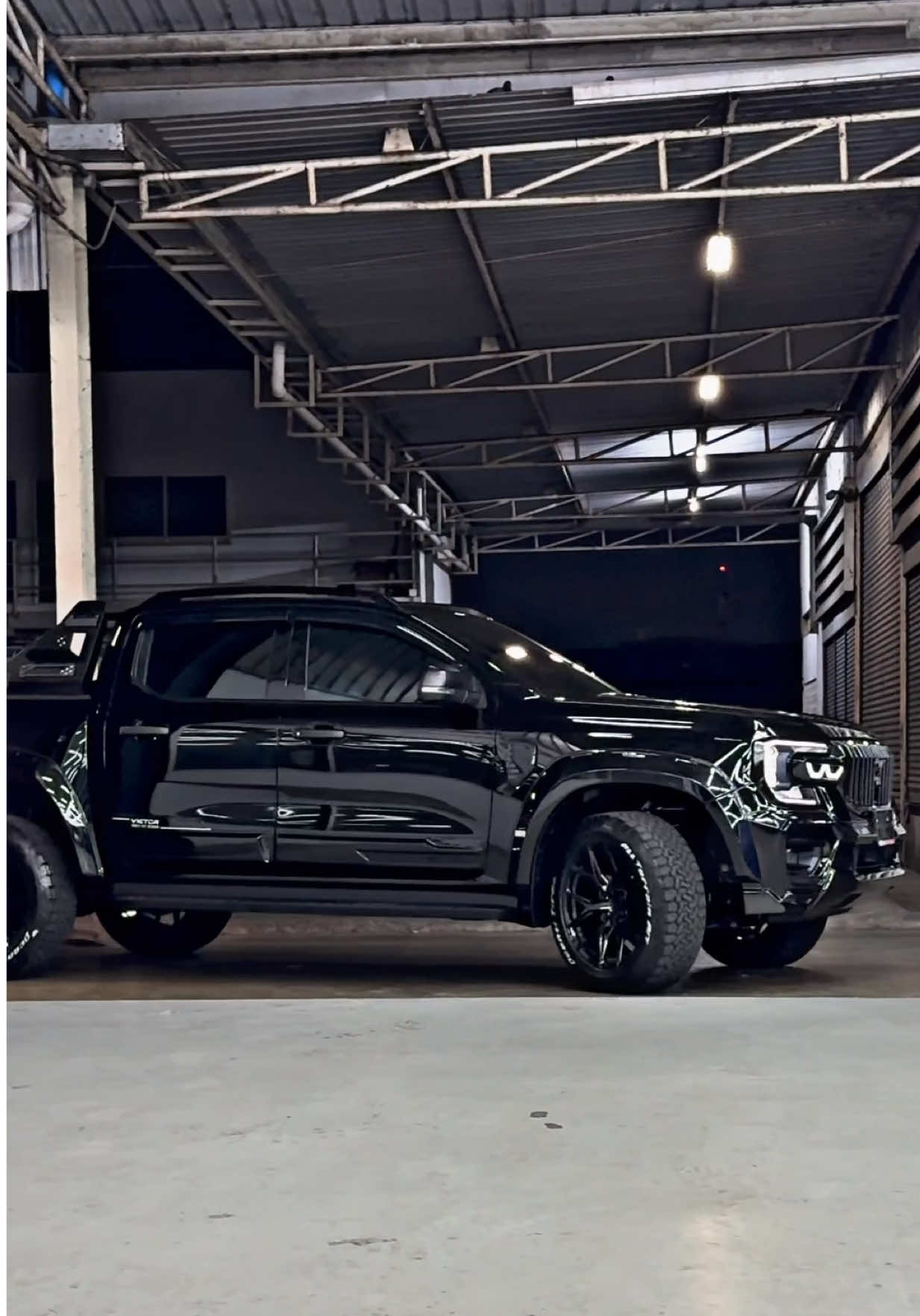 Ford Ranger XLS 4x2 6AT🖤 ค่าตัว 924,000.- ใส่ชุดแต่งVictor  สนใจโทร 065-0538854 #บอลฟอร์ดโปรโมชั่น  #ฟอร์ดออโต้แกลเลอรี่ปทุม #ford  #ฟอร์ด #โปรโมชั่นฟอร์ดป้ายแดง #ฟอร์ดแต่ง  #fordperformance #fordthailand #รถแต่ง  #ฟอร์ดปทุมธานี #ฟอร์ดเรนเจอร์ #ฟอร์ดออฟโรด  #ฟอร์ดป้ายแดง #outlander #hamer  #คนรักฟอร์ด #tiktokรักรถ