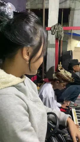#tunggalkakangsemutireng 