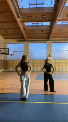 🫣🫣 #viral #foryou #dc #dance 