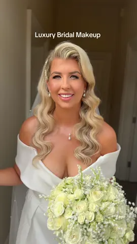Your dream bridal look starts here ✨ Follow for more beautiful bridal makeup inspo #LuxuryBride #BridalMakeupArtist #WeddingDayMakeup #LuxuryWedding #bridalmakeup @braxtedparkweddings 