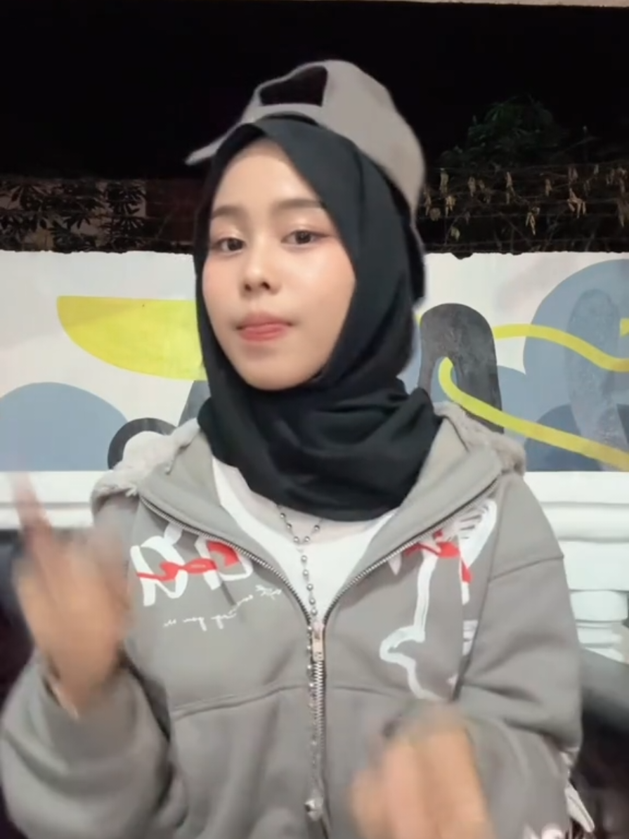 Asikk kali 🤙🏻😻 @RATU   CYPA²🧸@Sarung Jempol King  #fyp #cypacomel #viral #freefire 