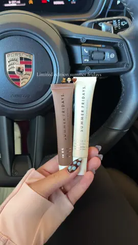 Must buy #summerfridays #summerfridayslipbalm #lipbalmaddict #tiktokshopblackfriday #tiktokshopcybermonday #tiktokshopcreatorpicks #falldealsforyou #summerfridaystoastedmarshmellow #limitededition 