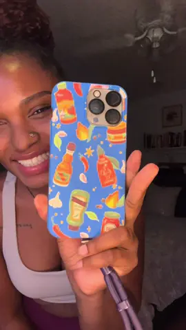 Hot sauce in my bag, hot sauce on my phone 🌶🔥 This case is low-key my favorite part of my back-to-school haul. It’s functional, eco-friendly, and it looks good in every selfie.@Pela Case  #PelaCase #HotSauceVibes #BeyoncéInspired” #sustainable #biodegradable 