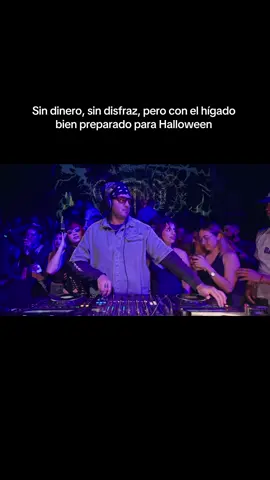 Ya listo para Halloween con @JowellTok @Randy Ortiz  - - - - - - - #dj #perreo #jowellyrandy #halloween #monterrey 