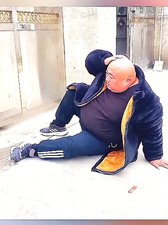 Chinese Funny Video Clips 😂 #firstvideo #foryou #firstviralvideo 