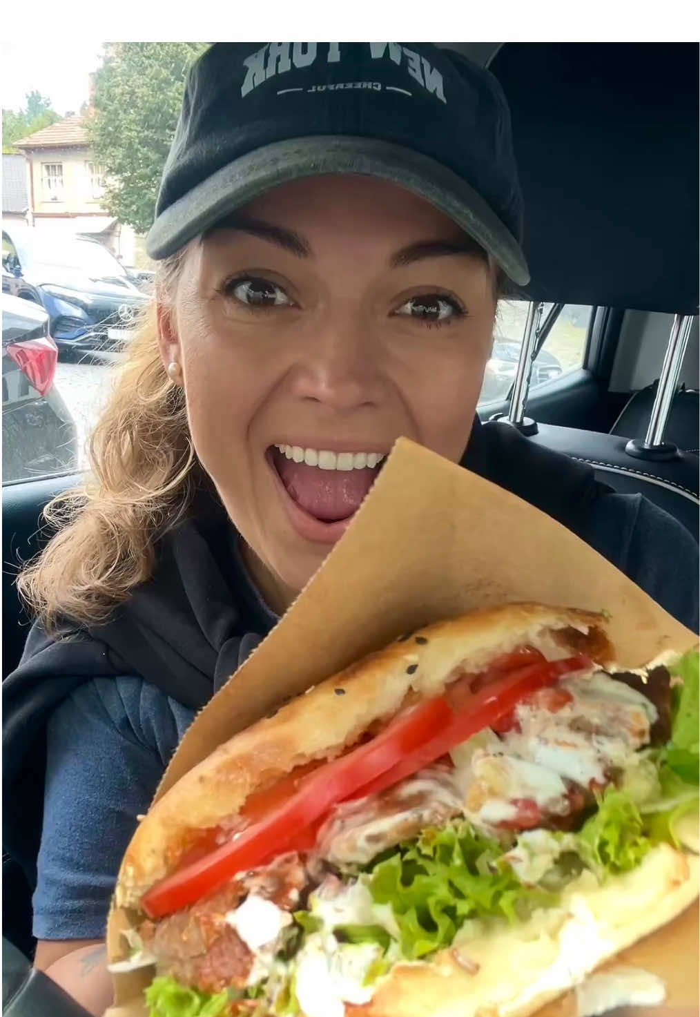 Мега смачний кебаб з телятиною від @İstanbulkebab_uzhgorod 🔥🔥🔥🔥🔥🔥🔥🔥🔥🔥🔥🔥 #істанбулкебабужгород #кебабужгород #фастфуд #мукбанг 