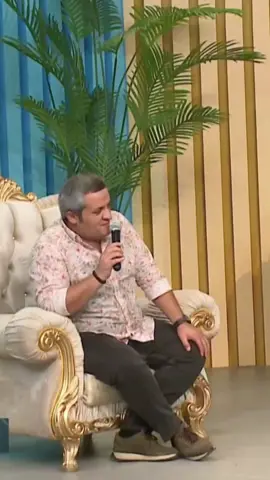 Xaiş etsəm takib ata bilərsiz Səhifəm yenidir 