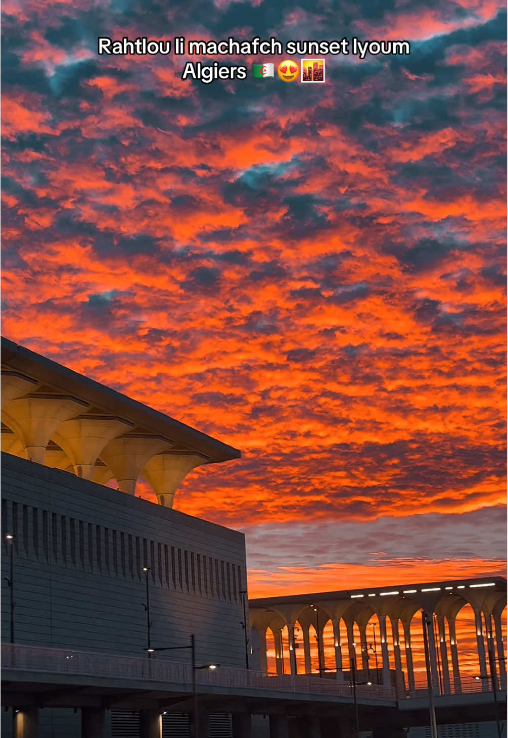 Rahtlo li mashafch sunset lyoum 😍 #algeria🇩🇿 #شعب_الصيني_ماله_حل😂😂 #tiktokviral #sunset 