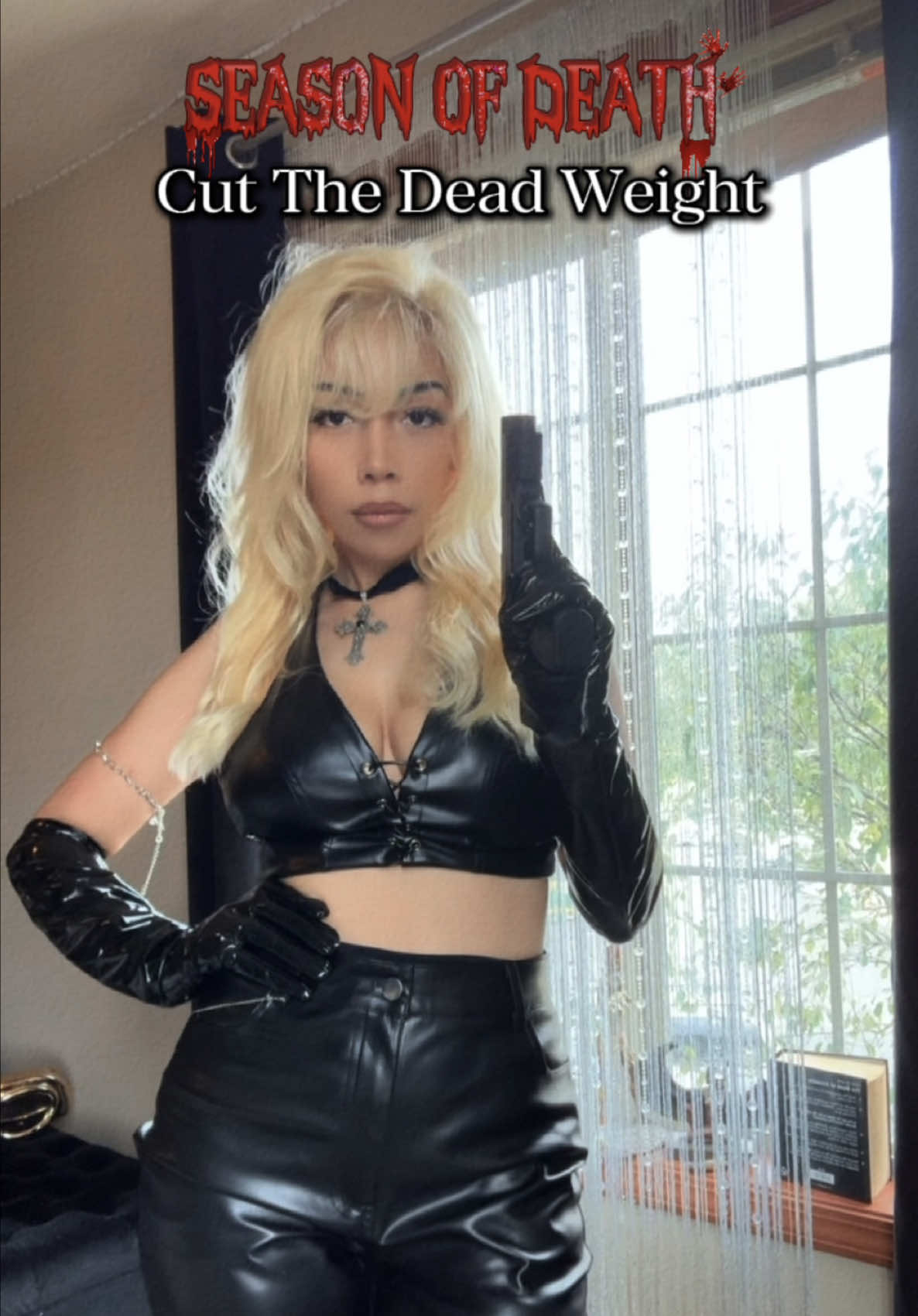 Transformation season is here 💀✨ When you’re leveling up, not everyone can come with you. Some will use your shine as motivation, others will see it as a threat—and that’s when it’s time to cut the dead weight. Pamela energy. Doja confidence. The badass version of me doesn’t carry what drags her down. 🔫🔥 #SeasonOfDeath #CutThemOff #glowupseason  #beauty 
