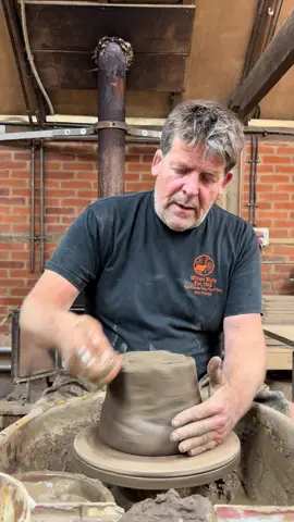 #wheelthrown #pottey vase for outdoor garden installation  #ceramics #potteryvideo #clay 