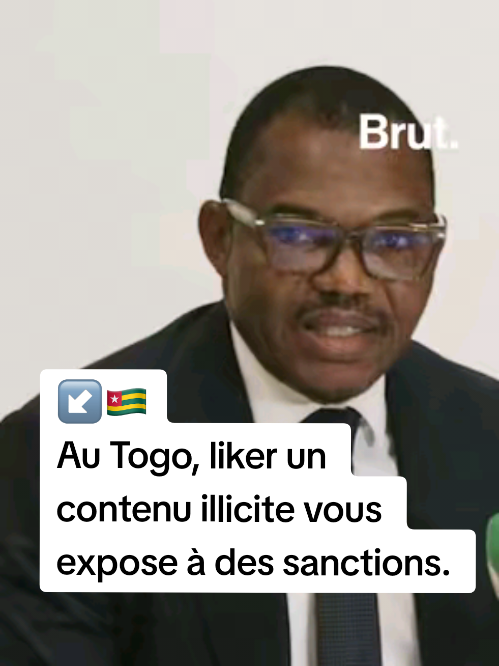 🇹🇬 Au Togo, liker un contenu illicite vous expose à des sanctions. Lors d’un point de presse, le procureur de la République du Togo a averti que toute production, diffusion, publication ou partage de contenus en ligne en dehors du cadre légal exposera son auteur à des poursuites pénales 
