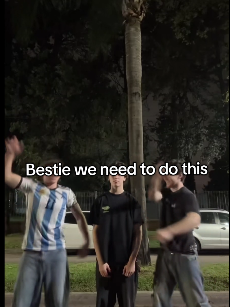 WE NEED!! #dance#viral#boygirlgirl#bestfriend#dancing 